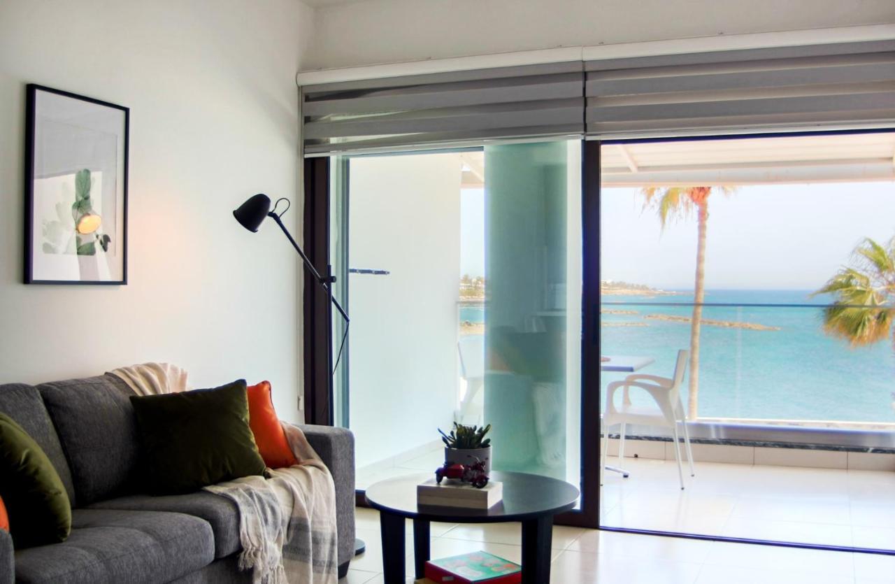 Phaedrus Living Seaview Luxury Flat Lighthouse 53 Paphos Exterior foto